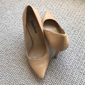 Neiman Marcus nude 4” heels